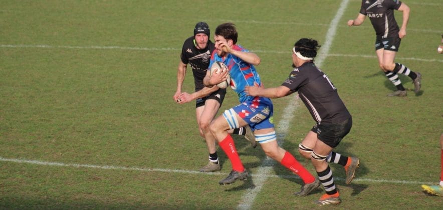 Un joueur de rugby de nontron va marquer un essai